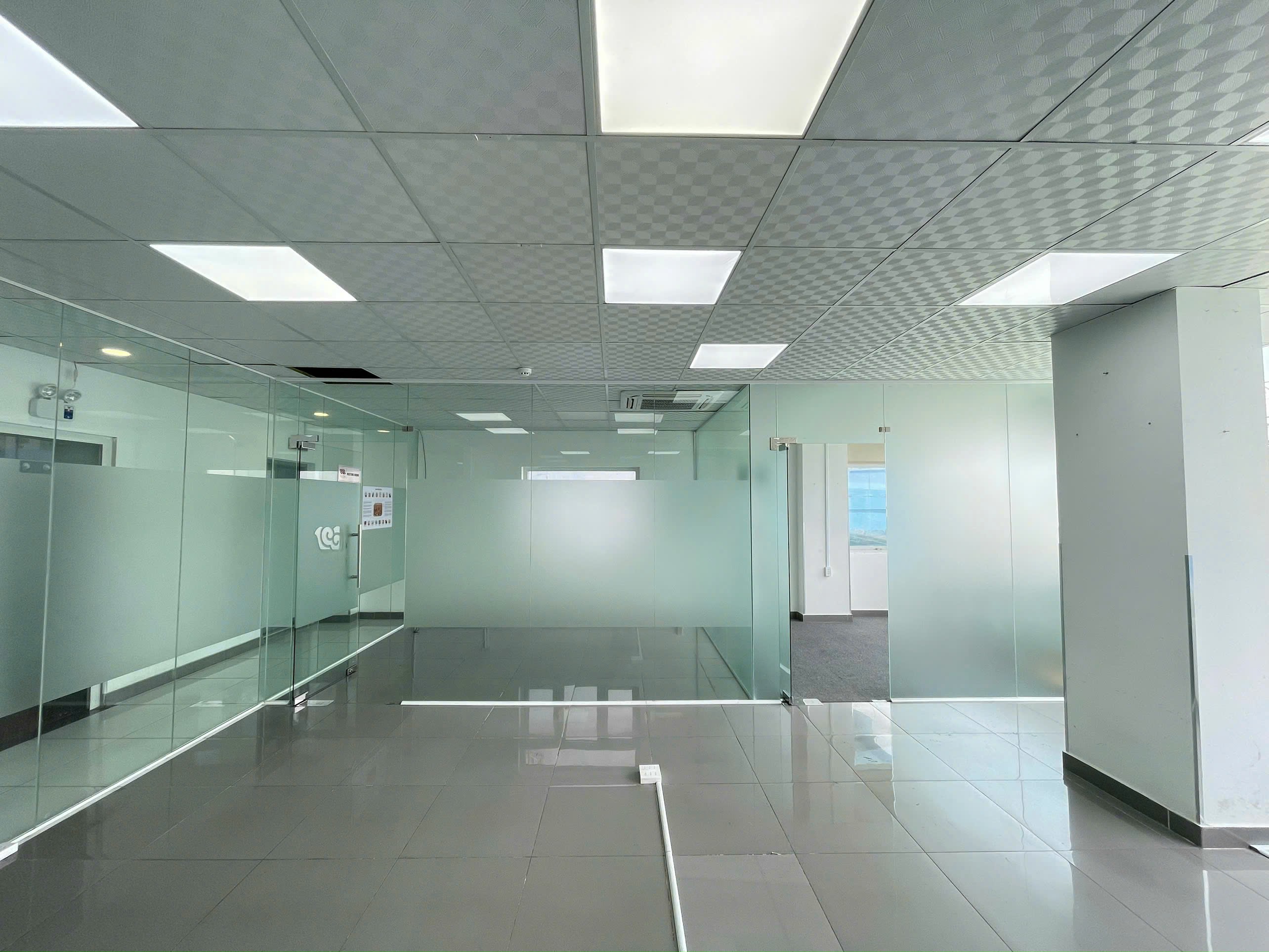 Cho thuê sàn văn phòng 80m2, Quận Phú Nhuận, giá tốt!